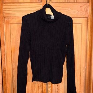 H&M Divided - Black, Ribbed Turtleneck Sweater - Size XS (fits like XXS)